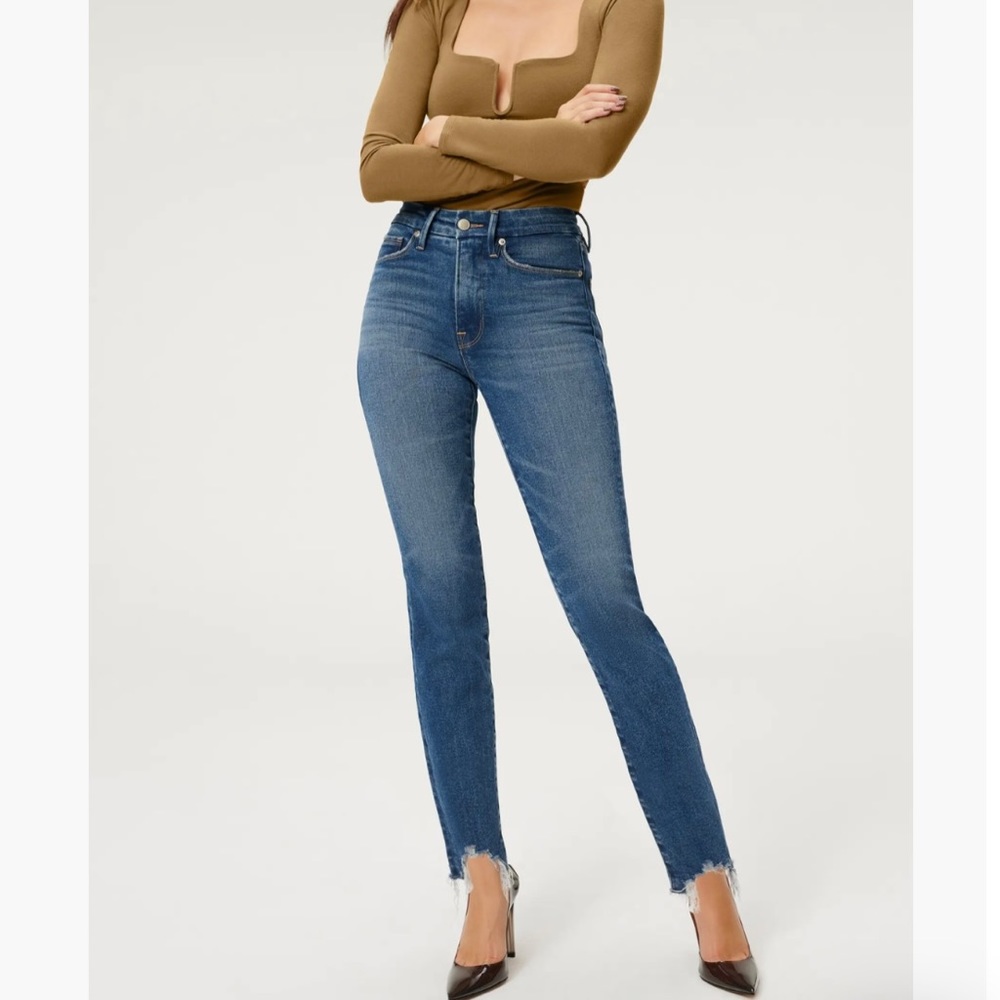 Good American Good Legs Chewed Ankle Hem
